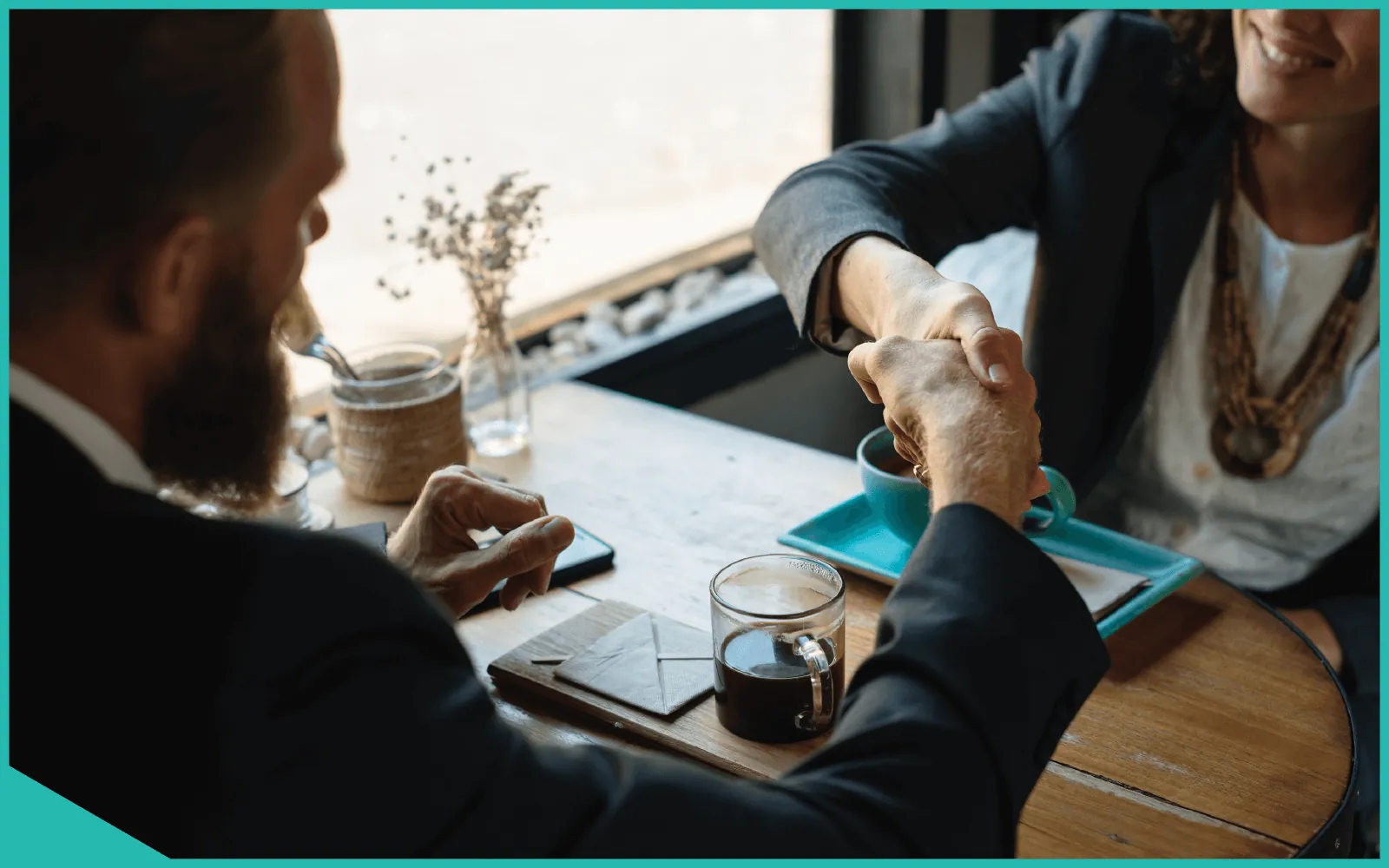 Flat organizational structure