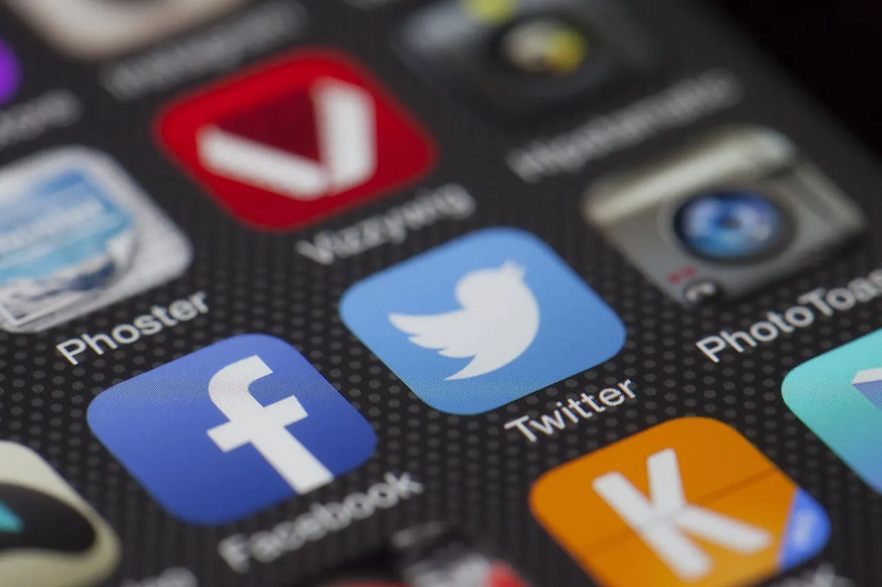 Adalo vs WeWeb: The Complete App Builder Comparison Guide for 2026