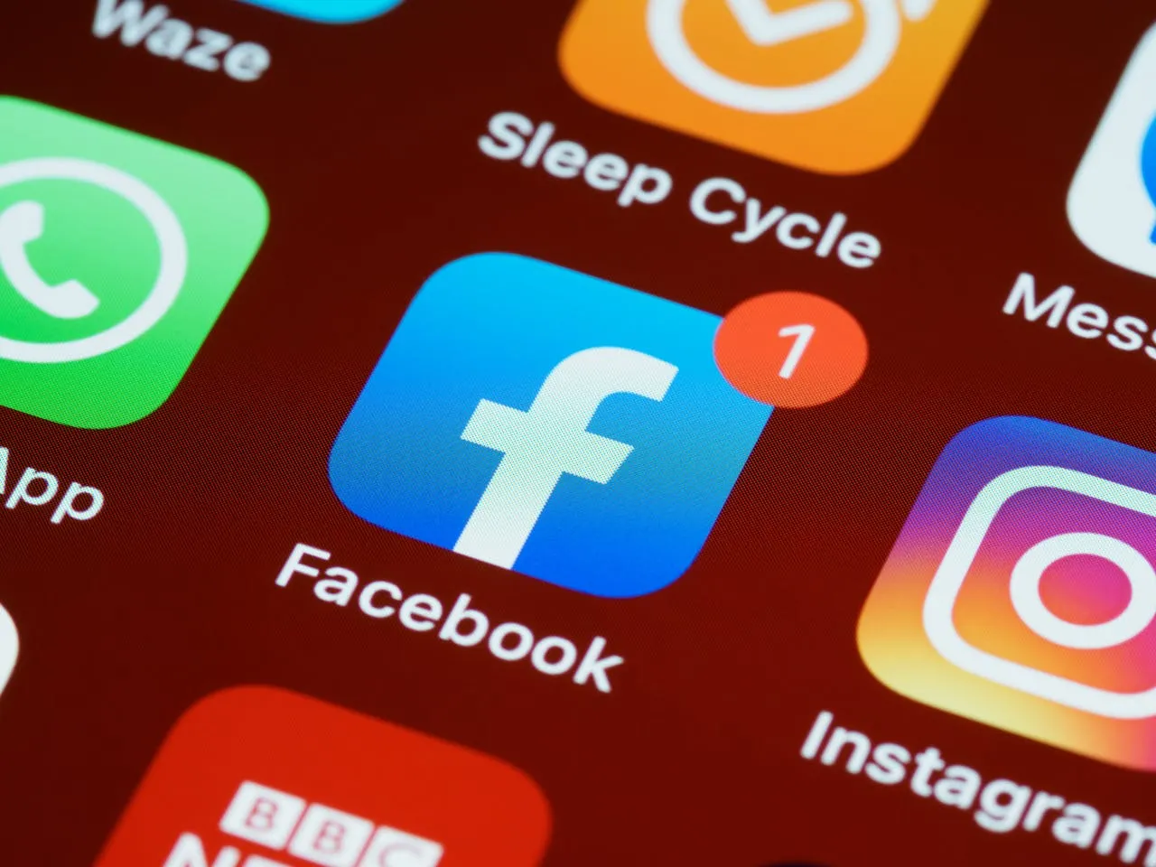 Step-by-Step Guide: Building a Facebook Clone with Adalo