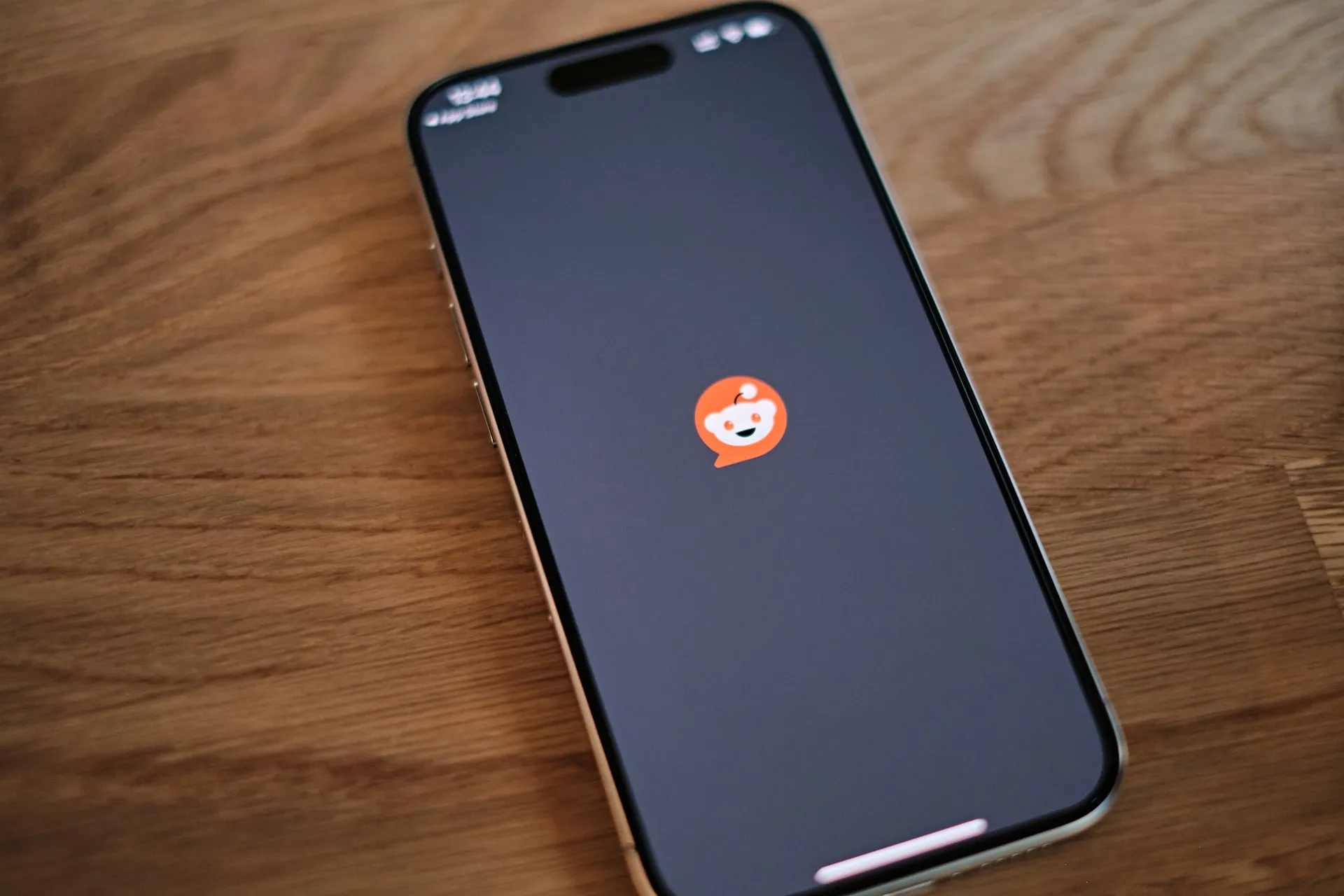 Step-by-Step Guide: Building a Reddit Clone with Adalo